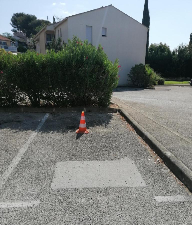 T3 vue mer et parking gratuit Sanary-sur-Mer Eksteriør bilde